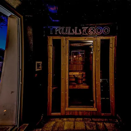Trulli800 * Locorotondo